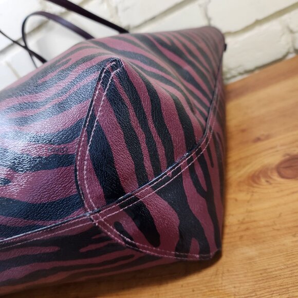 Euc Coach Reversible Burgandy & Tiger Print Tote Bag Purse - Picture 9 of 16